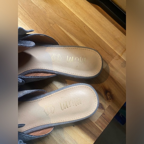 LIKE NEW from Buckle | size 9.5 | loafers - Picture 2 of 3